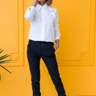White shirt with buckle